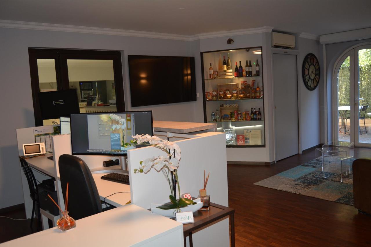 Hotel Ulysse Montpellier Centre Bagian luar foto