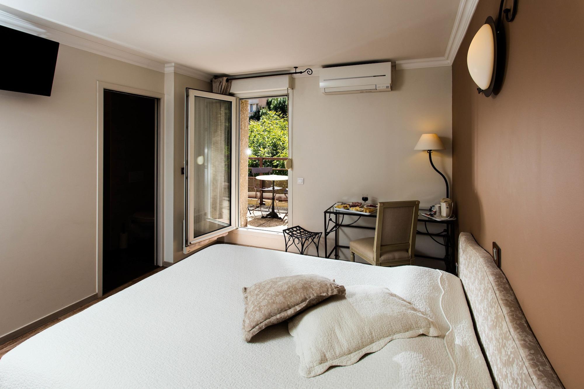 Hotel Ulysse Montpellier Centre Bagian luar foto