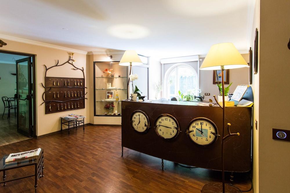 Hotel Ulysse Montpellier Centre Bagian luar foto